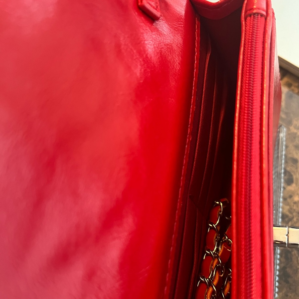 NWT Red Badgley Mischka Quilted Chain Shoulder Bag - Picture 6 of 11